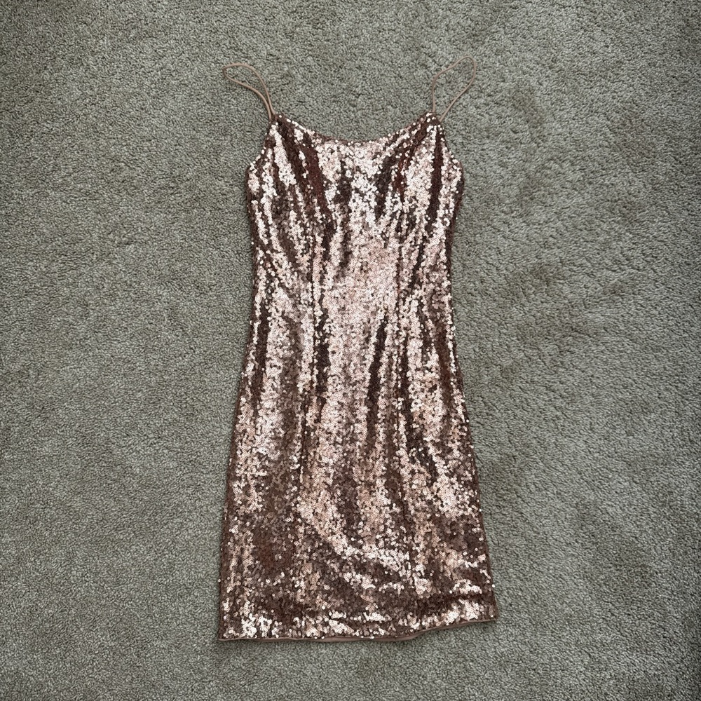 Pink sparkly Lulus dress
